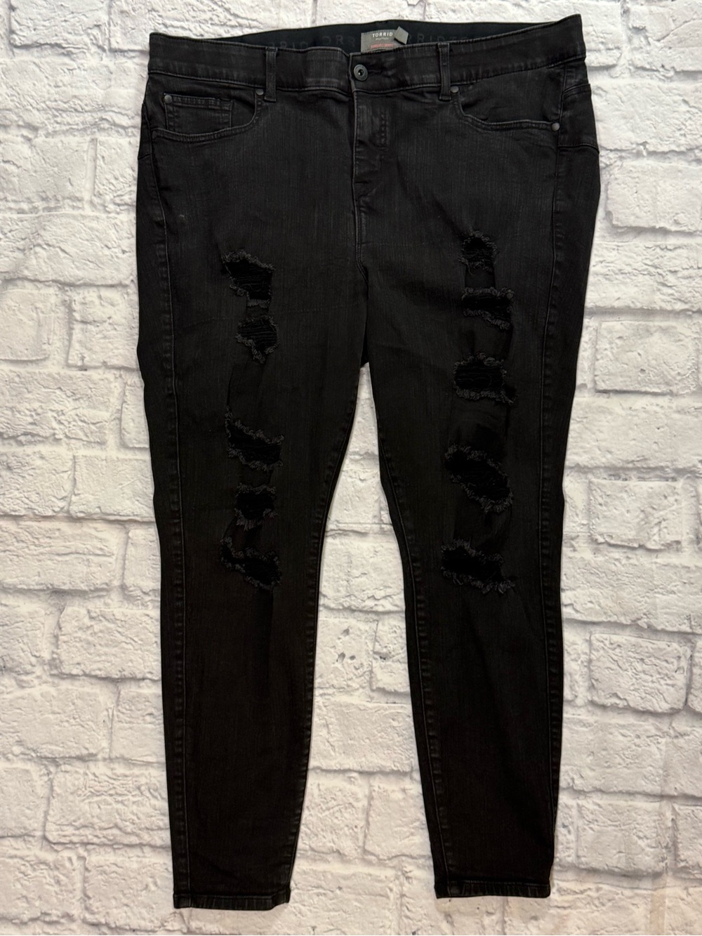 Torrid Black Distressed Stretch Skinny Jeans - Plus 22R